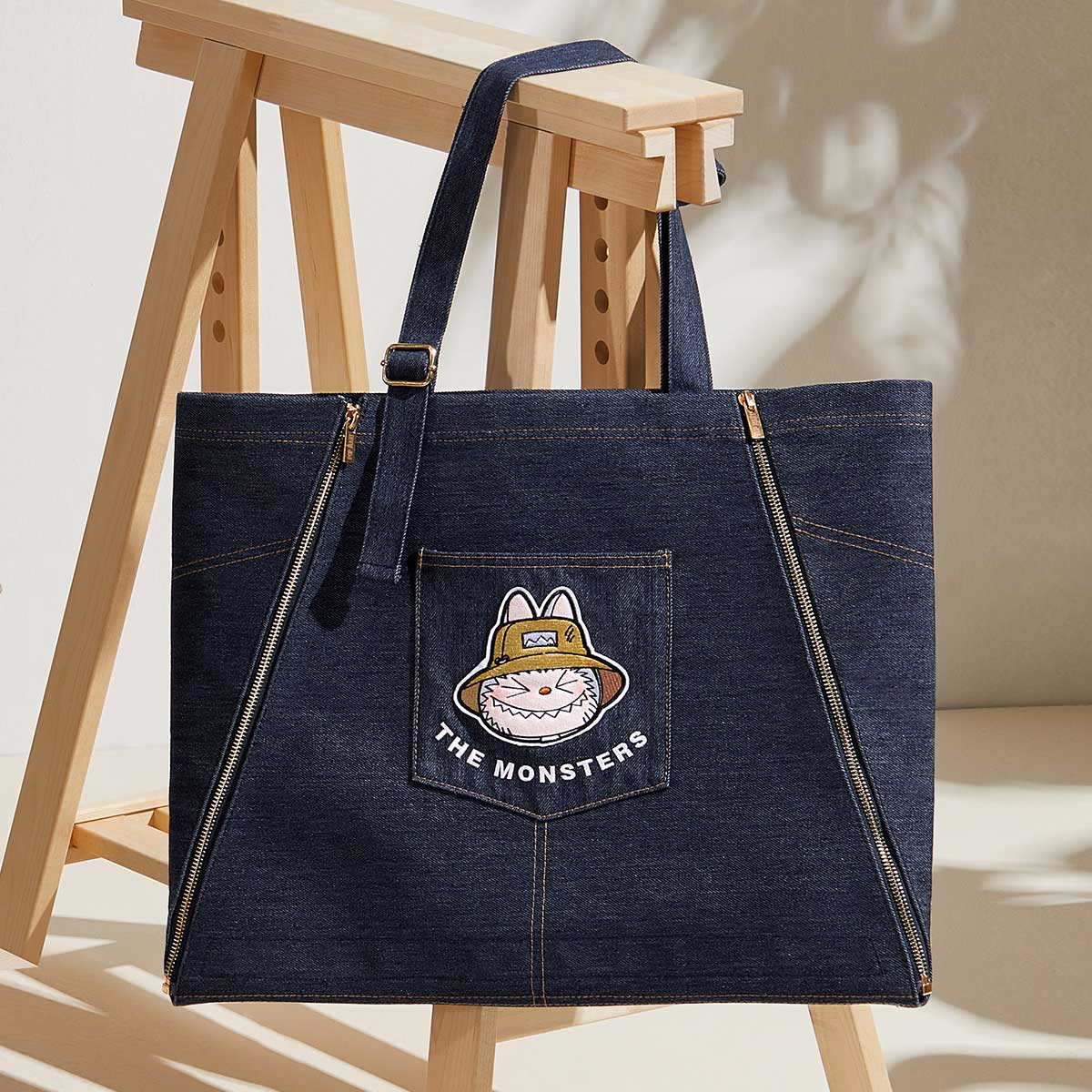 THE MONSTERS FALL IN WILD SERIES denim apron bag