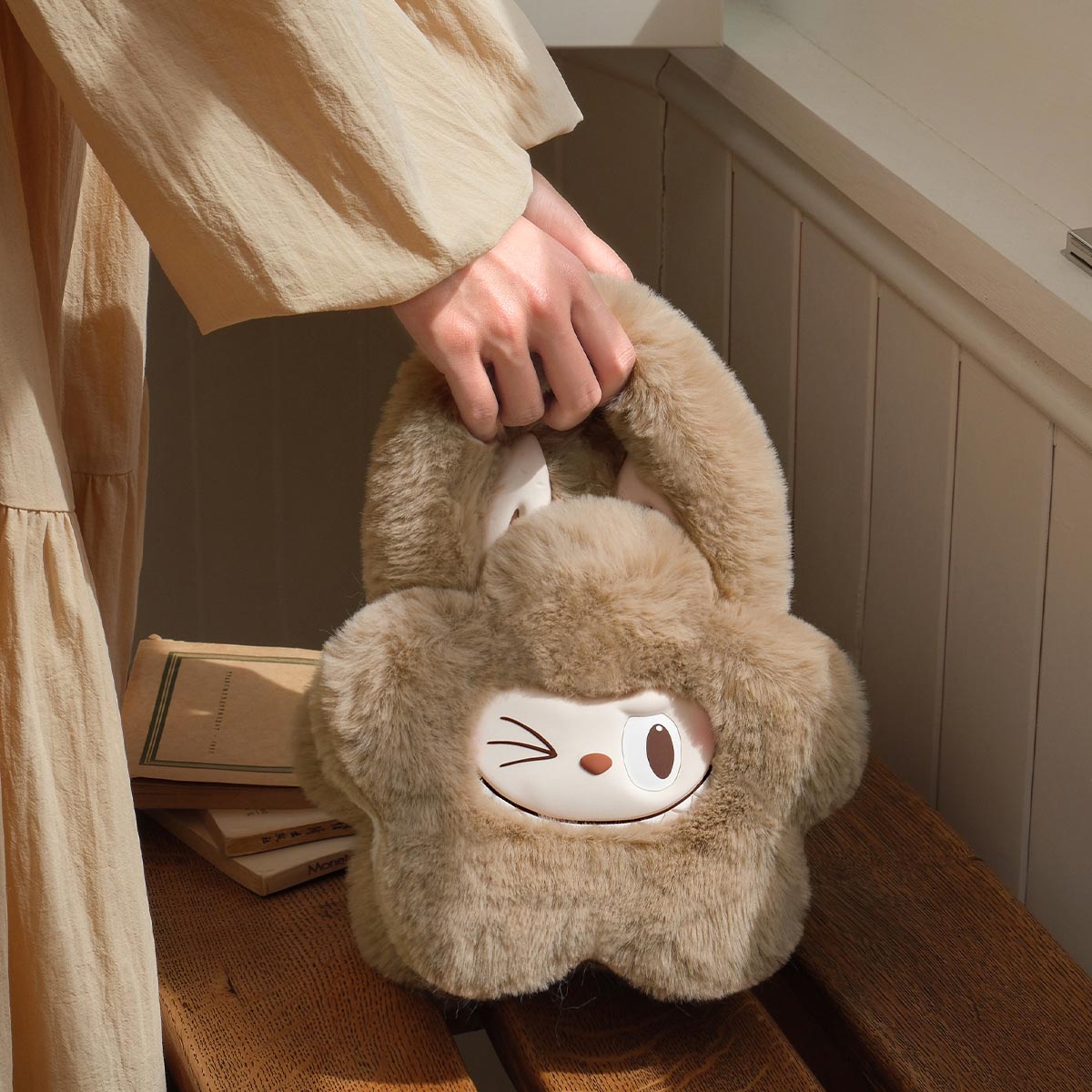 THE MONSTERS Classic Series Plush Flower Bag