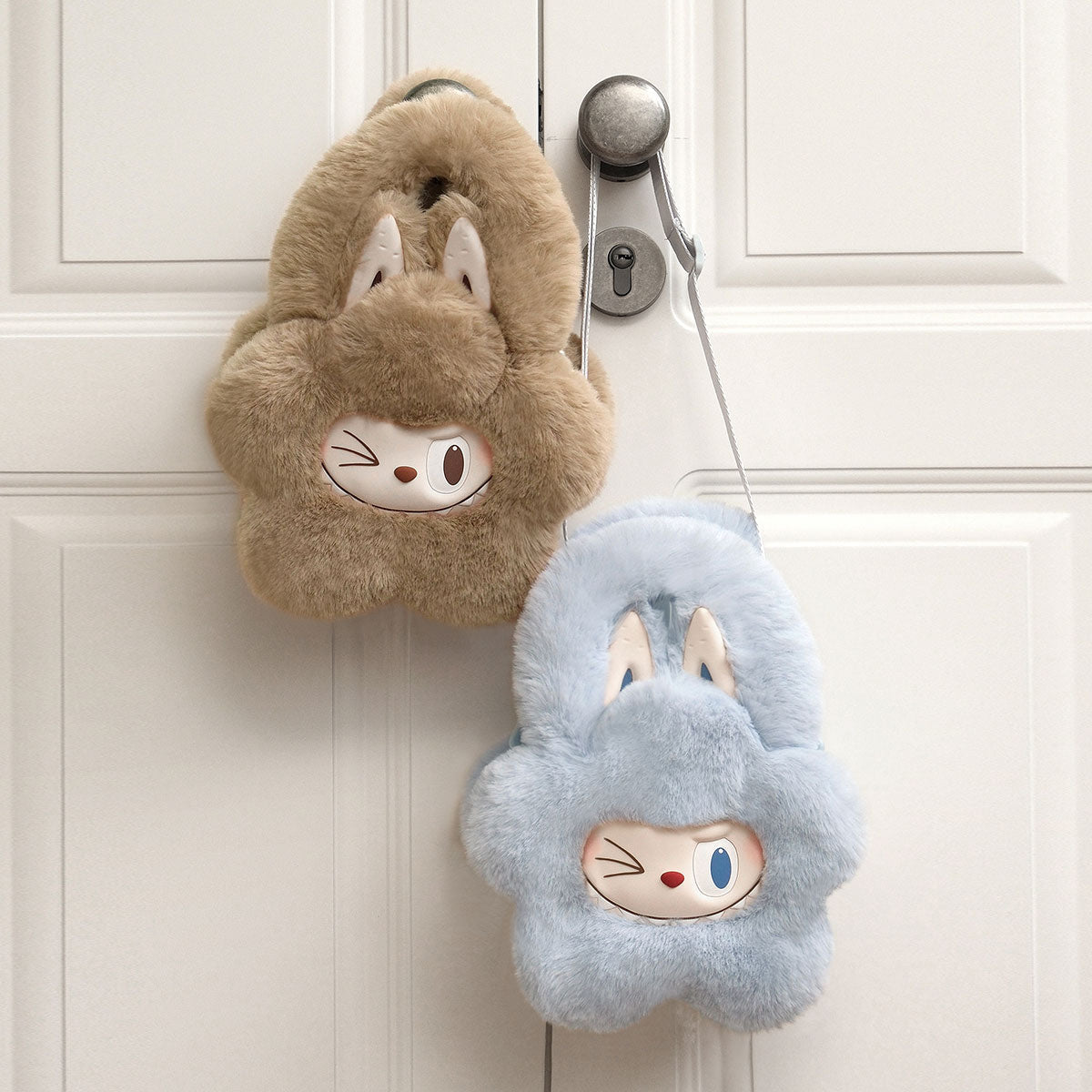 THE MONSTERS Classic Series Plush Flower Bag