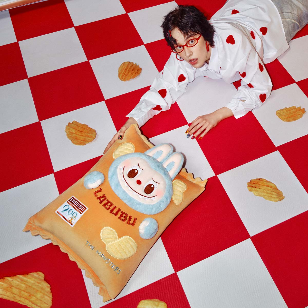 THE MONSTERS Wacky Mart Series Pillow (Chips)