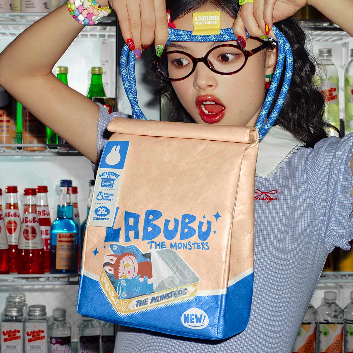 THE MONSTERS Wacky Mart Series Messenger Bag